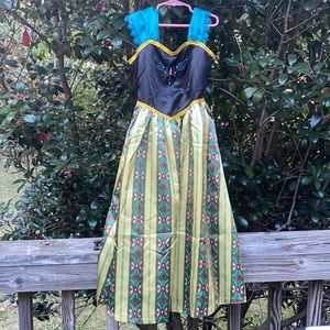 Cokos Box Anna Dress Size 6